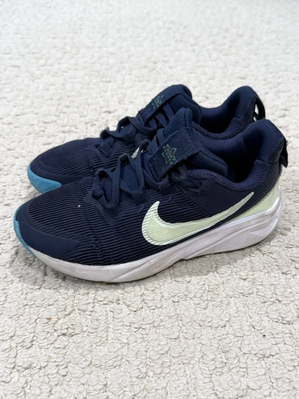 Kids Nike Star Runner 04 Slip On Sneakers Size 1Y